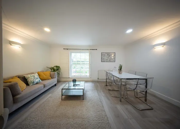 Modern 3 Beds 2 Baths Abbey Rd - St John\'S Wood